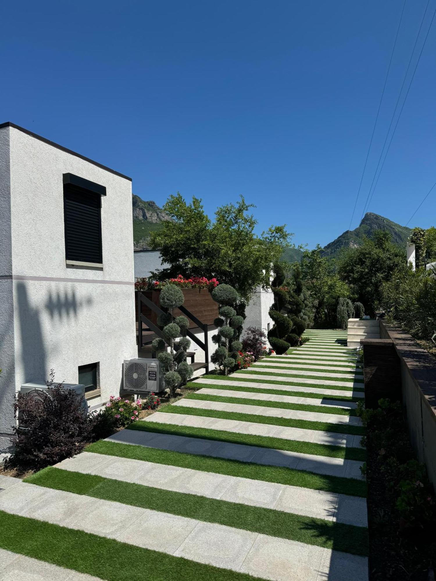 Koman Paradise By Romina Shkodër Exterior foto