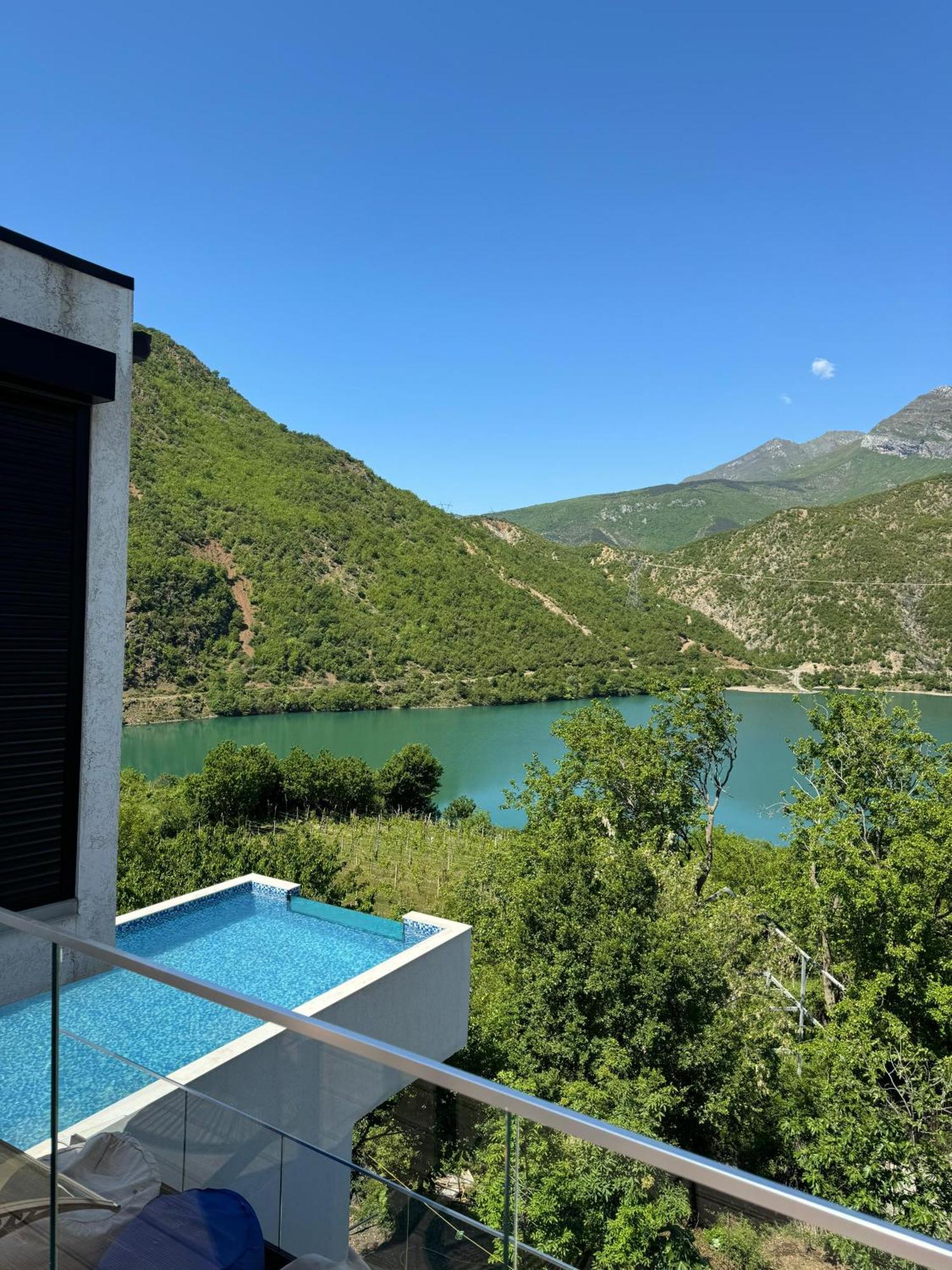Koman Paradise By Romina Shkodër Exterior foto